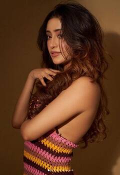 Shivangi Joshi: ਸ਼ਿਵਾਂਗੀ ਜੋਸ਼ੀ ਨੇ ਬ੍ਰਾਲੈੱਸ ਹੋ ਕੇ ਮਚਾਇਆ ਹੰਗਾਮਾ, ਹਰ ਤਸਵੀਰ ਹੋਈ ਵਾਇਰਲ