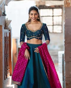 Saptami Gowda Photos: వావ్‌.. వావ్‌ సప్తమి గౌడ -  అందంతో కట్టిపడేస్తున్న 'కాంతార' హీరోయిన్‌, లెహంగాలో ఏముంది కదా!