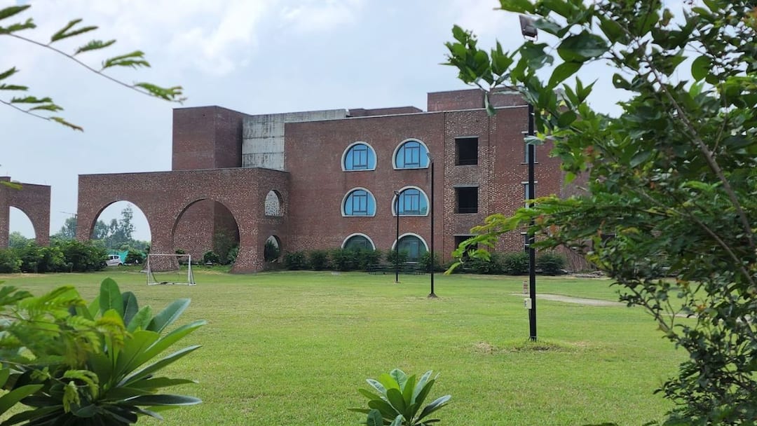 IIM Kashipur Invites Applications For EMBA Programme; Details Here IIM Kashipur Invites Applications For EMBA Programme; Details Here