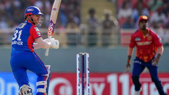 পঞ্জাব কিংসের বিরুদ্ধে আইপিএলে নিজেদের প্রথম ম্য়াচে হেরে গেল দিল্লি ক্যাপিটালস। ৪ উইকেটে জয় ছিনিয়ে নিল শিখর ধবনের দল। কাজে এল না ওয়ার্নারের ঝোড়ো ইনিংস।