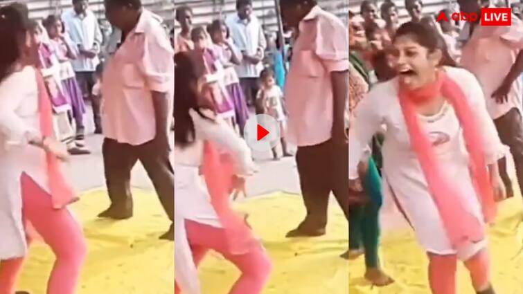 While dancing with the girls on the song Oo Antava Mawa an uncle started doing Pushpa moves Video: 'Oo Antava Mawa'....गाने पर डांस करते दिखी लड़कियां तो बीच में पुष्पा बने अंकल...वीडियो हो रहा वायरल