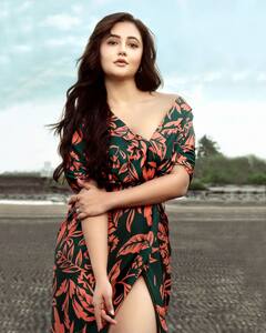 Rashami Desai New Movie : आता रश्मी देसाई होणार प्राध्यापक, शिकवणार जेएनयूच्या विद्यार्थ्यांना धडे!