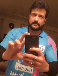 कभी 'बबीता जी' तो कभी काजोल की बहन, कई एक्ट्रेसेस से रहा अफेयर लेकिन आज भी कुंवारा है 90's का ये एक्टर, पहचाना क्या?