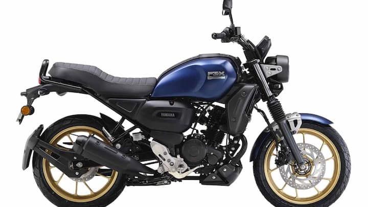 यामाहा की बाइक भी इस लिस्ट में आती हैं. यामाहा FZ X में 149cc का फ्यूल इंजेक्टेड इंजन लगा है. इस बाइक की एक्स-शोरूम प्राइस 1.37 लाख रुपये है.