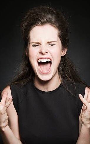 অন্যকে হিংসে করার প্রবণতা কাদের মধ্যে বেশি ?