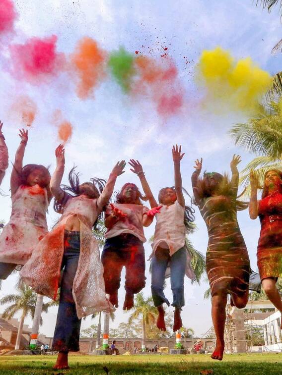 बिहार में कैसे मनाई जाती है होली