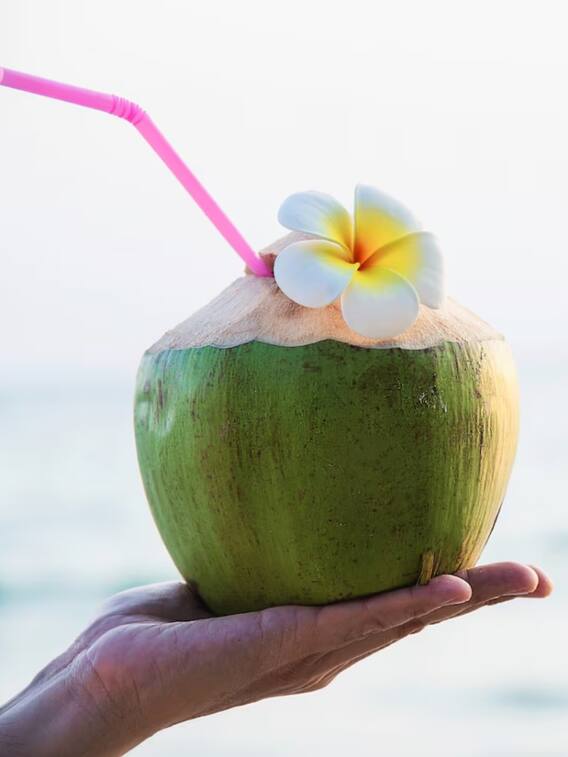 किन लोगों को नहीं पीना चाहिए नारियल का पानी