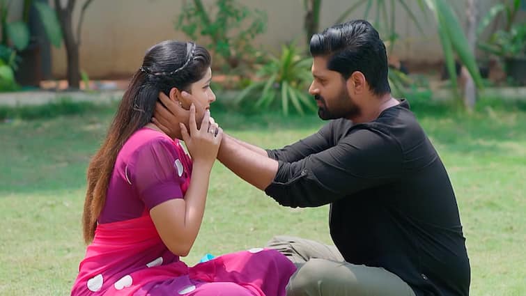 Nindu Noorella Saavasam serial today episode March 25th written update Nindu Noorella Saavasam Serial Today March 25th: ‘నిండు నూరేళ్ల సావాసం’ సీరియల్‌: అమర్‌కు కనిపించిన అరుంధతి ఆత్మ – పిల్లలు రాసిన లెటర్‌ మార్చిన మనోహరి