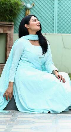 Neeru Bajwa: ਨੀਰੂ ਬਾਜਵਾ ਨੂੰ ਤਿੰਨ ਕੁੜੀਆਂ ਦੇ ਮਿਲਦੇ ਤਾਅਨੇ, ਅਦਾਕਾਰਾ ਨੇ ਬਿਆਨ ਕੀਤਾ ਦਰਦ, ਬੋਲੀ- 'ਲੋਕ ਕਹਿੰਦੇ ਤਿੰਨ ਕੁੜੀਆਂ ਨੂੰ....'