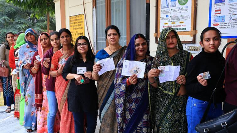 Lok Sabha Polls: Women Voters To Be Key In Sealing Fate Of Candidates On These 4 Jharkhand Seats Lok Sabha Polls: Women Voters To Be Key In Sealing Fate Of Candidates On These 4 Jharkhand Seats