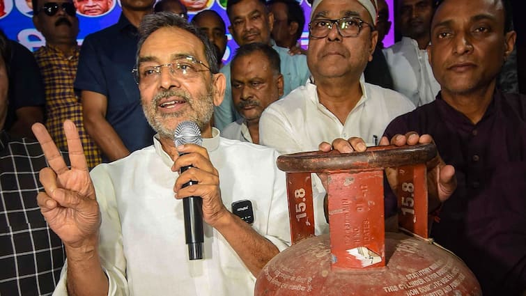 Election Commission gave Gas Cylinder election symbol to Upendra Kushwaha party RLM Upendra Kushwaha Party: RLM को मिला चुनाव चिन्ह, 'गैस सिलेंडर' सिंबल मिलने पर क्या बोले उपेंद्र कुशवाहा?