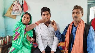 Bihar Board 12th Topper: बिहार टॉपर में सब्जी बेचने वाले का बेटा, साइंस स्ट्रीम में आया तीसरा रैंक, जानें कौन हैं प्रिंस कुमार
