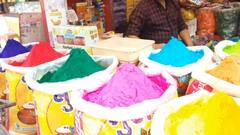 इको-फ्रेंडली रंग के आगे फिका पड़ा केमिकल रंगों का बाजार, भगवा की सबसे ज्यादा डिमांड