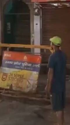 होली से पहले अलीढ़ में 4 मस्जिदों को तिरापाल से ढका गया | abp shorts