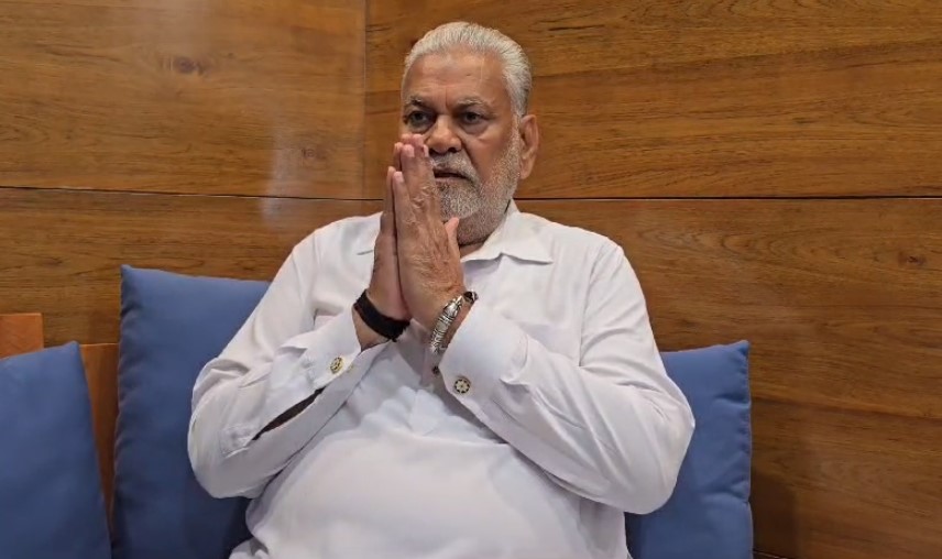 Parshottam Rupala expressed regret about statement on kingdoms | રજવાડાઓ વિશે નિવેદન બાદ વિરોધ થતા પરશોત્તમ રુપાલાએ માફી માંગી, જુઓ વીડિયોમાં શું કહ્યું ?