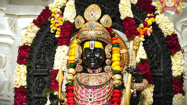 Ayodhya set for grand Holi celebrations after Ram Mandir pran pratishtha ప్రాణ ప్రతిష్ఠ తరవాత అయోధ్యలో తొలిసారి హోళీ వేడుకలు, బాల రాముడికి ప్రత్యేక అలంకరణ