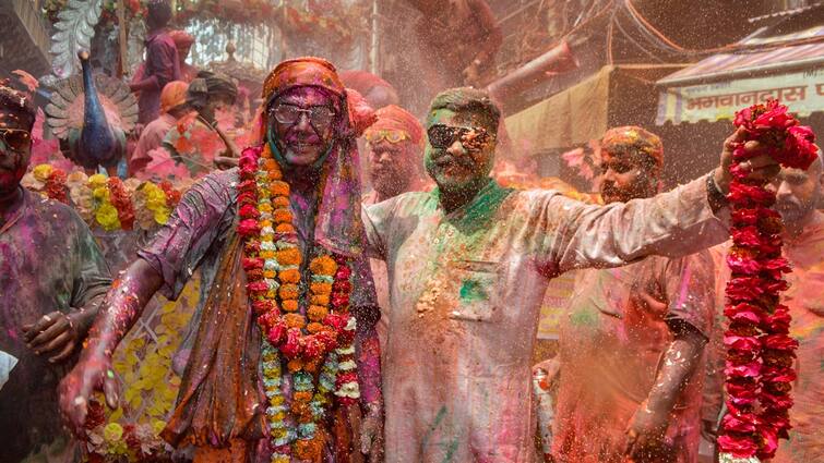 Noida: No Spiritual Processions, Liquor Consumption At Public Locations On Holi. Know Restrictions