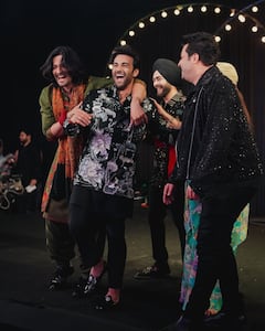 Kriti-Pulkit Wedding: पुलकित-कृति की शादी में बाराती बनकर ‘फुकरे’ की स्टारकास्ट ने खूब मचाया धमाल, वरुण शर्मा ने शेयर की अनदेखी तस्वीरें