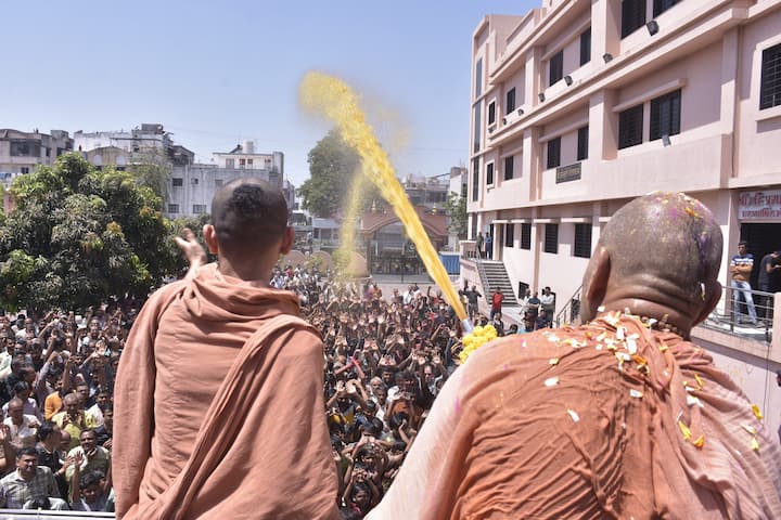 Surat: Saints spray coloured water during Holi celebrations, in Surat, Monday, March 25, 2024. (Image source: PTI Images)