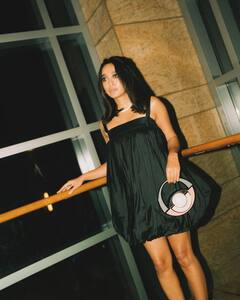 Sayani Gupta: એક્ટ્રેસ સયાની ગુપ્તાનો બોલ્ડ બ્લેક લૂક વાયરલ, જુઓ તસવીરો