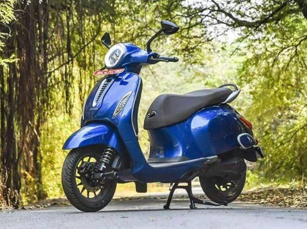 Bajaj Chetak cheaper variant to be launched soon, price less than ₹ 1 lakh ਜਲਦ ਹੀ ਲਾਂਚ ਹੋਣ ਜਾ ਰਿਹਾ ਬਜਾਜ ਚੇਤਕ ਦਾ ਸਸਤਾ ਵੇਰੀਐਂਟ, ਕੀਮਤ ₹1 ਲੱਖ ਤੋਂ ਘੱਟ, ਜਾਣੋ ਵਿਸ਼ੇਸ਼ਤਾਵਾਂ