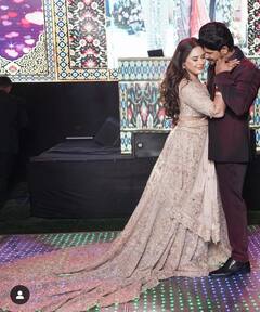 Mandy Takhar: ਪੰਜਾਬੀ ਅਦਾਕਾਰਾ ਨੇ ਵਿਆਹ ਤੋਂ ਬਾਅਦ ਮਨਾਈ ਪਹਿਲੀ ਹੋਲੀ, ਪਤੀ ਨਾਲ ਰੋਮਾਂਟਿਕ ਅੰਦਾਜ਼ 'ਚ ਆਈ ਨਜ਼ਰ, ਦੇਖੋ ਤਸਵੀਰਾਂ