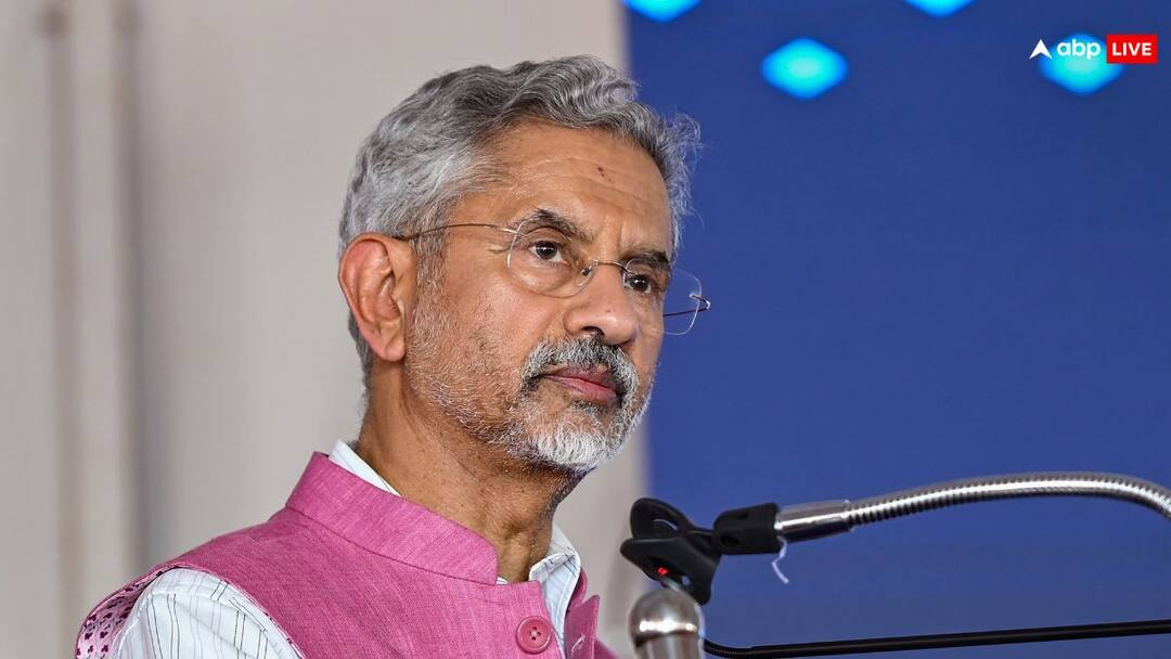 India Russia took extra care for each other interests says S Jaishankar in Singapore भारत-रूस एक दूसरे के हितों का रखते हैं ख्याल, सिंगापुर में बोले- विदेश मंत्री एस जयशंकर, मॉस्को आतंकी हमले पर जताया दुख