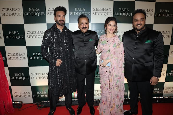 बाबा सिद्दीकी की इफ्तार पार्टी में पहुंचे बॉलीवुड की सितारे, सलमान खान...

Bollywood stars arrived at Baba Siddiqui's Iftar party, Salman Khan...