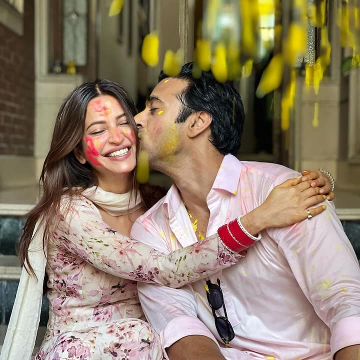 Newlywed couple Pulkit Samrat and Kriti Kharbanda celebrated their first Holi together and shared glimpses of the same.