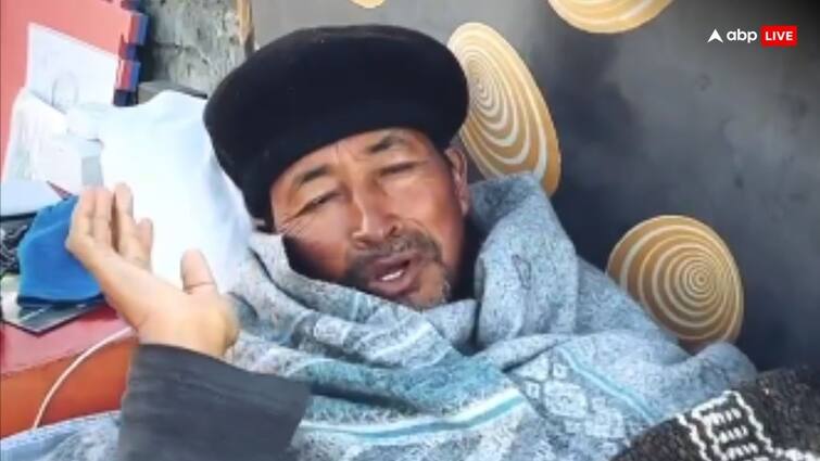 Sonam Wangchuk fasting strike for Ladakh appealed PM Modi and Amit Shah on 21st day of climate strike Sonam Wangchuk Climate Fast: लद्दाख में माइनस 10 ड‍िग्री टेम्‍परेचर में मांगों को मनवाने पर अड़े सोनम वांगचुक, मोदी-शाह के ल‍िए कही ये बड़ी बात
