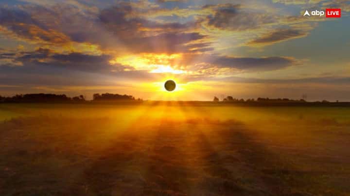 सूर्य ग्रहण को कभी नग्न आंखों से नहीं देखना चाहिए. इससे आंखों को नुकसान हो सकता है.