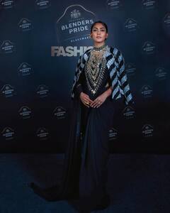 Mrunal Vijay Devarakonda : ரீல் ஜோடியுடன் ஹோலி கொண்டாடிய சீதா ராமம் நடிகை!