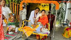 Karimnagar News: లేగదుడకు బారసాల- ఘనంగా నిర్వహించిన కరీంనగర్‌కు చెందిన దంపతులు