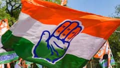 लोकसभेच्या तोंडावरच काँग्रेसला मोठा धक्का, 'या' बड्या नेत्याचा पक्षाला रामराम!