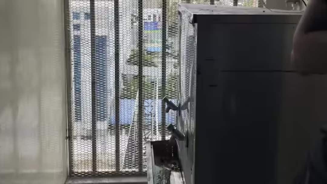 Kota Suicide: कोटा में एक और स्टूडेंट ने की आत्महत्या, नीट की तैयारी कर रहे छात्र ने लगाया मौत को गले Kota Suicide News Kannauj student preparing for NEET commits suicide ann Kota Suicide: कोटा में एक और स्टूडेंट ने की आत्महत्या, नीट की तैयारी कर रहे छात्र ने लगाया मौत को गले