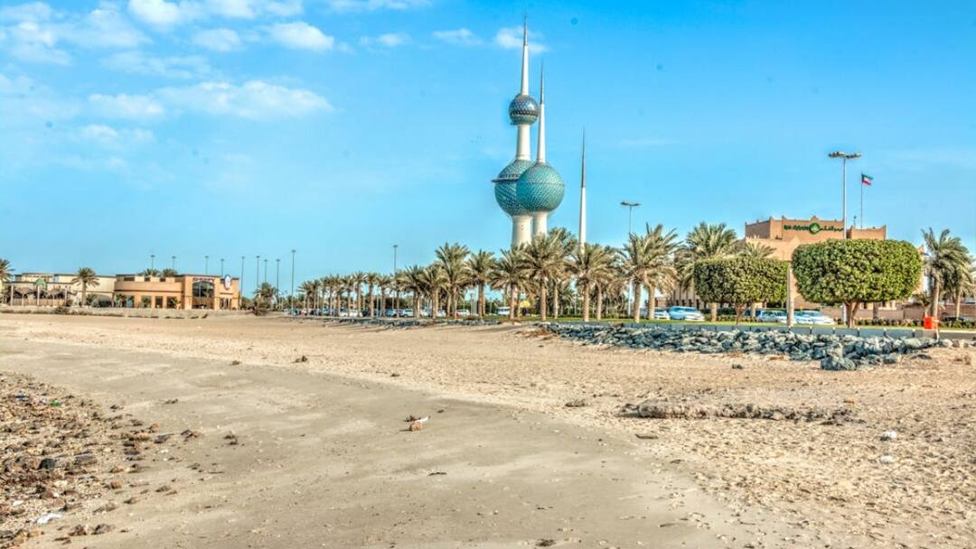 इस शहर का तापमान है दुनिया में सबसे ज्यादा, दोपहर के वक्त बाहर खड़े होने पर झुलस जाते हैं इंसान kuwait cities have the highest temperature in the world people get burnt while standing outside in the afternoon इस शहर का तापमान है दुनिया में सबसे ज्यादा, दोपहर के वक्त बाहर खड़े होने पर झुलस जाते हैं इंसान