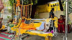 Karimnagar News: లేగదుడకు బారసాల- ఘనంగా నిర్వహించిన కరీంనగర్‌కు చెందిన దంపతులు