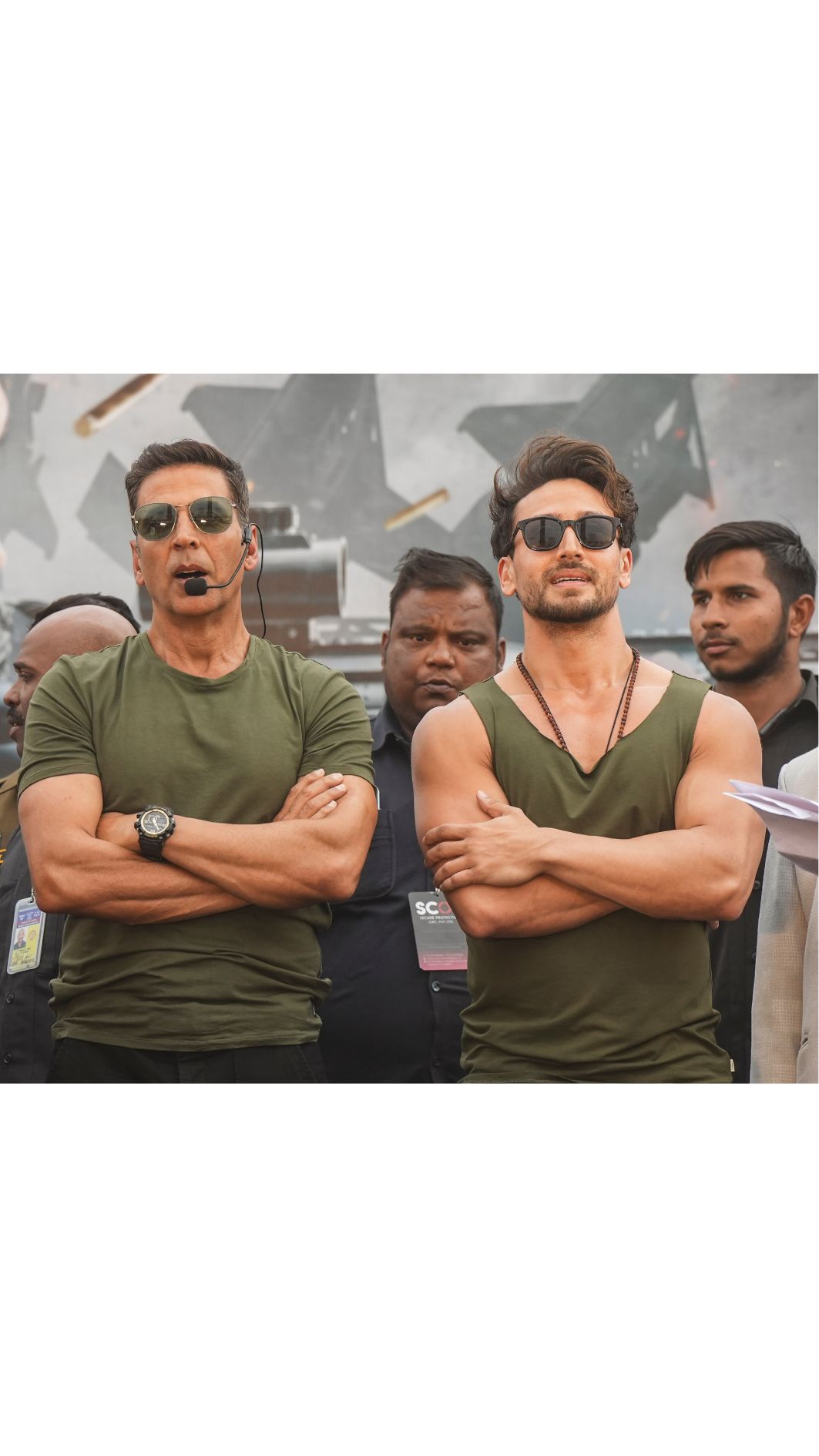 এই প্রথম পর্দায় জুটি বাঁধছেন অক্ষয় কুমার ও টাইগার শ্রফ। আলি আব্বাস জাফর পরিচালিত এই ছবির ট্রেলার অবশেষে আজ মুক্তি পেল। প্রেক্ষাগৃহে ছবি মুক্তি।