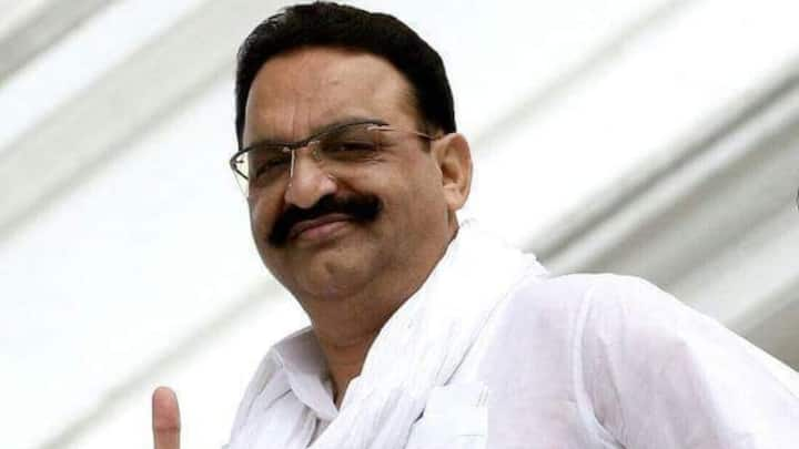 Mukhtar Ansari को  पेट में दर्द की शिकायत पर  मुख्तार अंसारी मेडिकल कॉलेज में एडमिट करवाया गया. मुख्तार अंसारीसुबह 3:55 पर मेडिकल कॉलेज में भर्ती कराया गया.