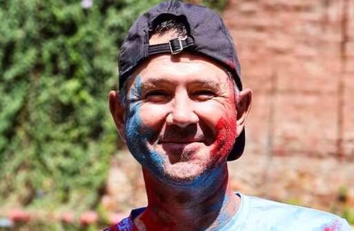 ਇਸ ਸਾਲ ਯਾਨੀ 2024 ਦੀ ਹੋਲੀ ਆਈਪੀਐਲ 2024 ਦੇ ਵਿਚਾਲੇ ਆਈ ਹੈ। ਆਈਪੀਐਲ ਕਾਰਨ ਕਈ ਵਿਦੇਸ਼ੀ ਕ੍ਰਿਕਟਰ ਭਾਰਤ ਵਿੱਚ ਹਨ।