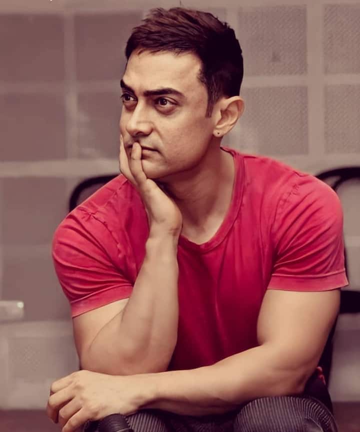वर्कफ्रंट की बात करें तो आमिर खान को आखिरी बार फिल्म ‘लाल सिंह चड्ढा’ में देखा गया था. जिसमें वो करीना कपूर के साथ नजर आए थे.
