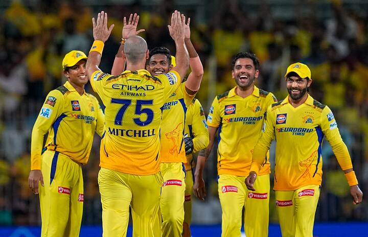 இதன் மூலம் 63 ரன்கள் வித்தியாசத்தில் வென்று சி.எஸ்.கே அணி தங்களது இரண்டாவது வெற்றியை பதிவு செய்தது.