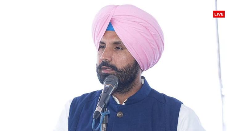 Punjab pcc chief Amarinder Singh Raja Warring reaction on ravneet singh bittu joing bjp Punjab: 'मौकापरस्ती...', रवनीत सिंह बिट्टू के BJP ज्वाइन करने पर बोले पंजाब कांग्रेस अध्यक्ष