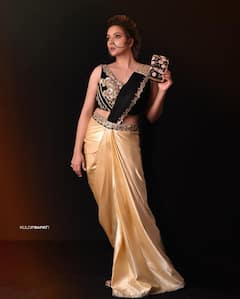 Rupali Bhosale: हार्टवाल्या साडीत रूपाली भोसलेचा मनमोहक अंदाज; फोटो पाहाचं!