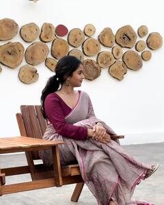 Deepthi Sunaina: అసలేం గుర్తుకురాదు నా కన్నులముందు నువ్వు ఉండగా - దీపుని చూస్తే అంతే మరి!