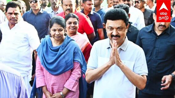 MK Stalin in thoothukudi - அன்பு தங்கைக்காக.. நடந்தே ஓட்டு கேட்ட முதல்வர்