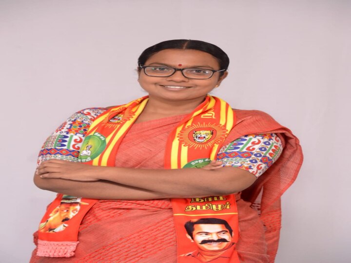 Lok Sabha Election 2024: விவசாயி சின்னம் அச்சடித்த துண்டோடு  நாம் தமிழர் கட்சி வேட்பாளர் வேட்புமனு தாக்கல்