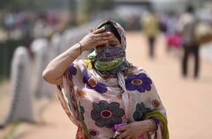 Rajasthan Weather Today: राजस्थान में सबसे ज्यादा यहां पड़ी गर्मी, पारा पहुंचा 41 डिग्री के पार, जानें- आज के मौसम का हाल