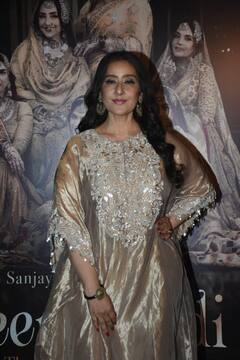 Heeramandi: हैवी गाउन में मॉम टू बी ऋचा चड्ढा का दिखा ग्लैम लुक...तो सोनाक्षी सिन्हा ने ऑरेंज आउटफिट में दिखाया स्वैग, देखें तस्वीरें