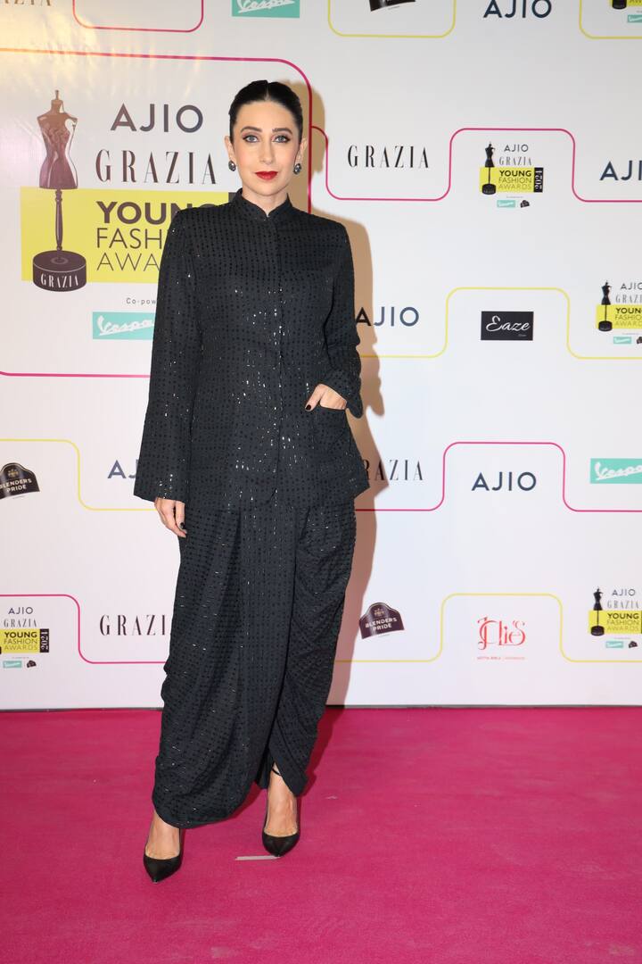 Karisma Kapoor opted for a gorgeous black Indo-Western outfit for the event.